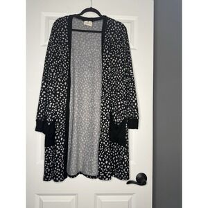 Betseys Boutique Shop Open Front Duster Cardigan Sweater Xl Black W Gray Print